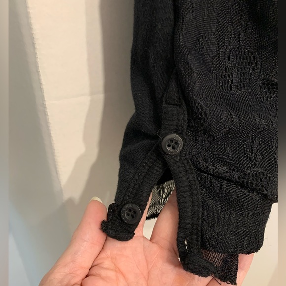 DESIGUAL Black Lace Colorful Flower Tank Top. Size Small - Picture 6 of 11